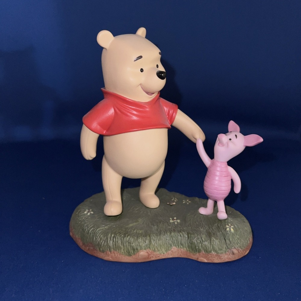 Walt Disney Winnie the Pooh and Friends Lets Wander And Wonder Together Piglet
